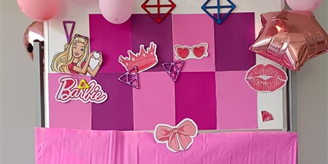 Powiększ grafikę: dzien-dziewczynek-655286.jpg