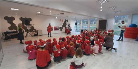 Powiększ grafikę: spotkanie-z-mikolajem-668787.jpg